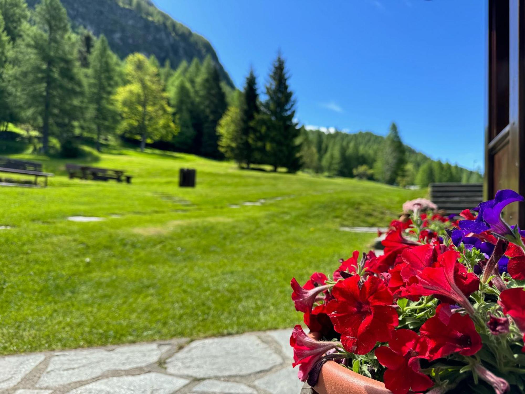 Hotel Miramonti Campodolcino Luaran gambar